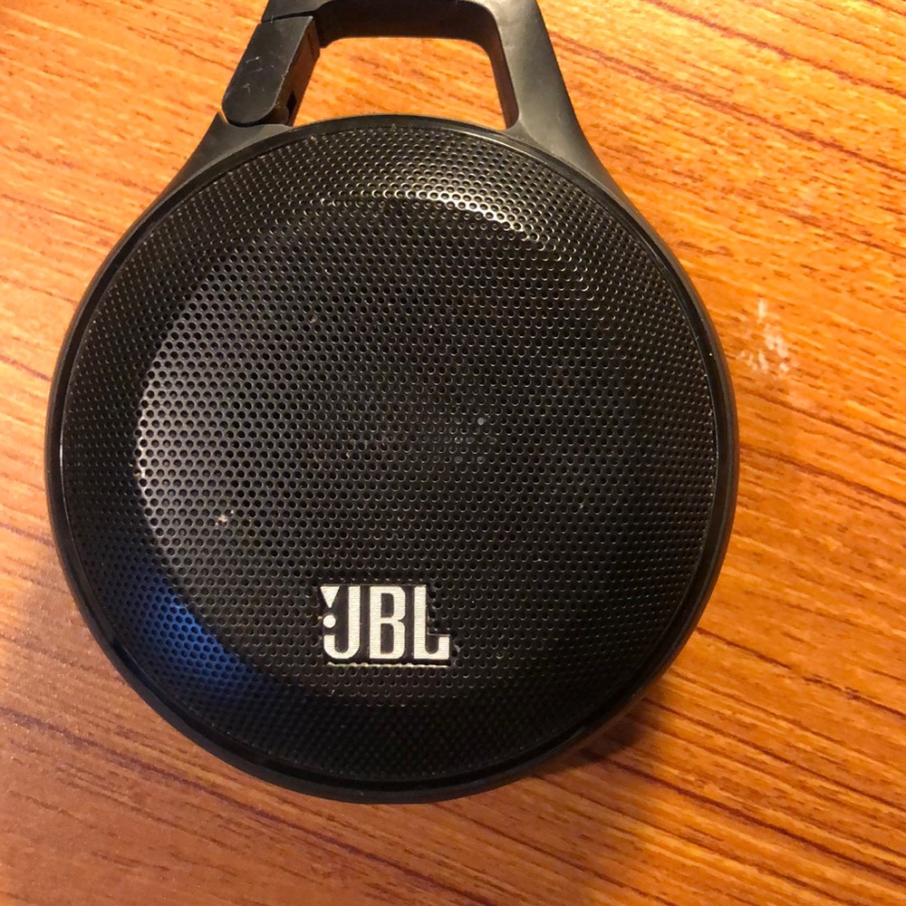 JBL speaker portable